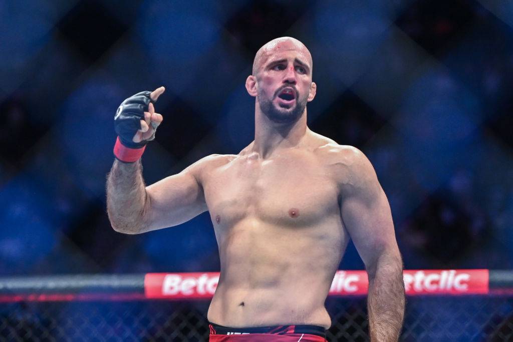 Експретендент на титул UFC заявив, що підняв бійцівський рівень завдяки тренуванням з Чімаевим