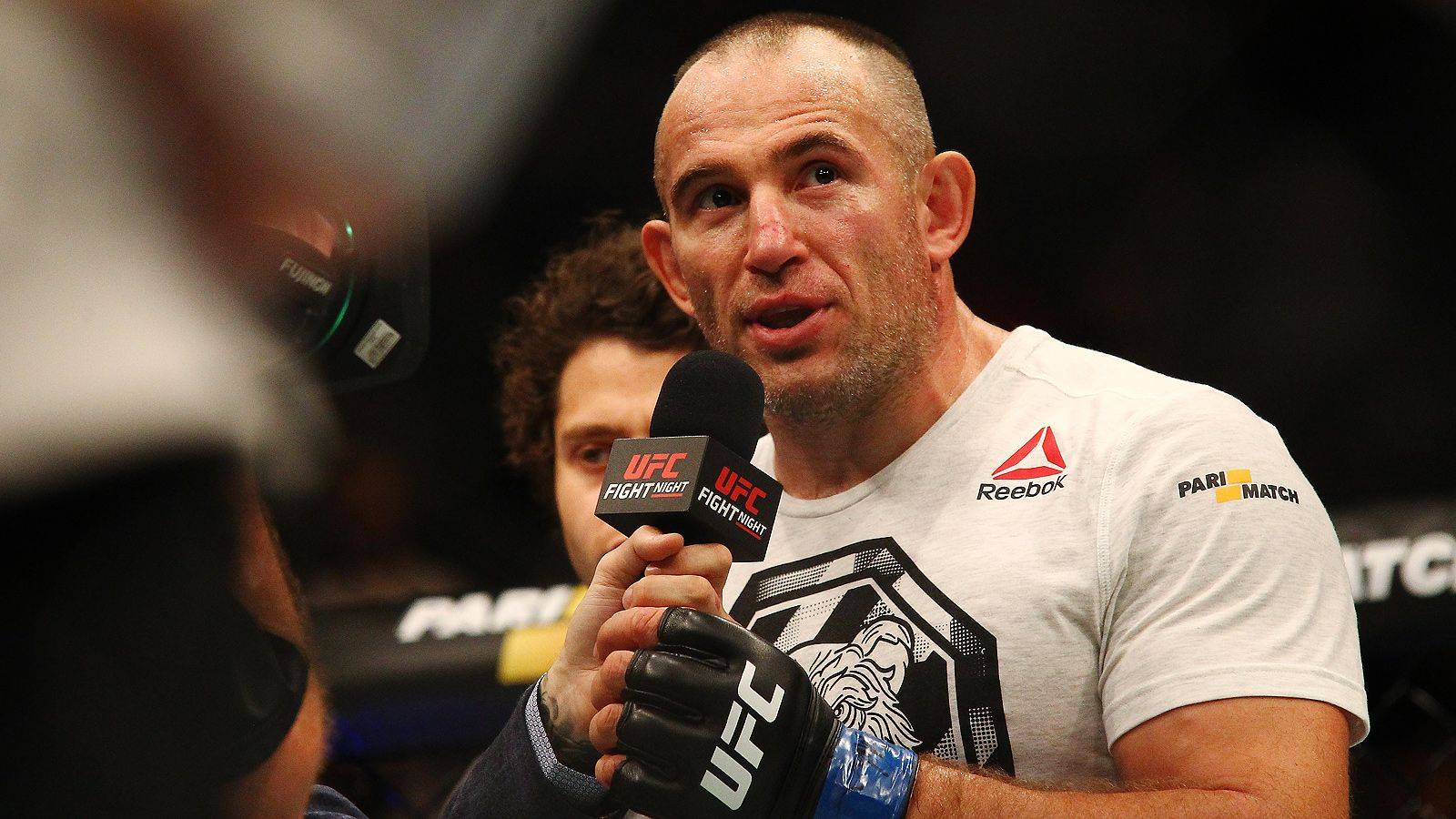 Виступаючий в UFC зрадник переманює американських спортсменів на сторону росії