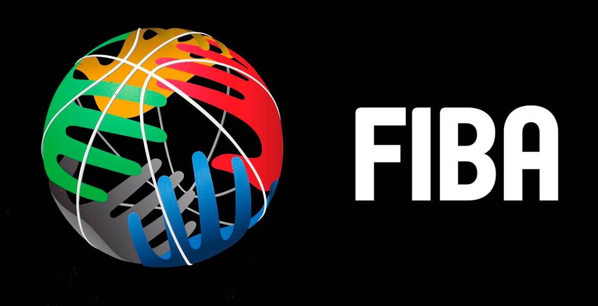 FIBA вимагає від гравця виплатити компенсацію клубу з росії: він покинув команду через війну