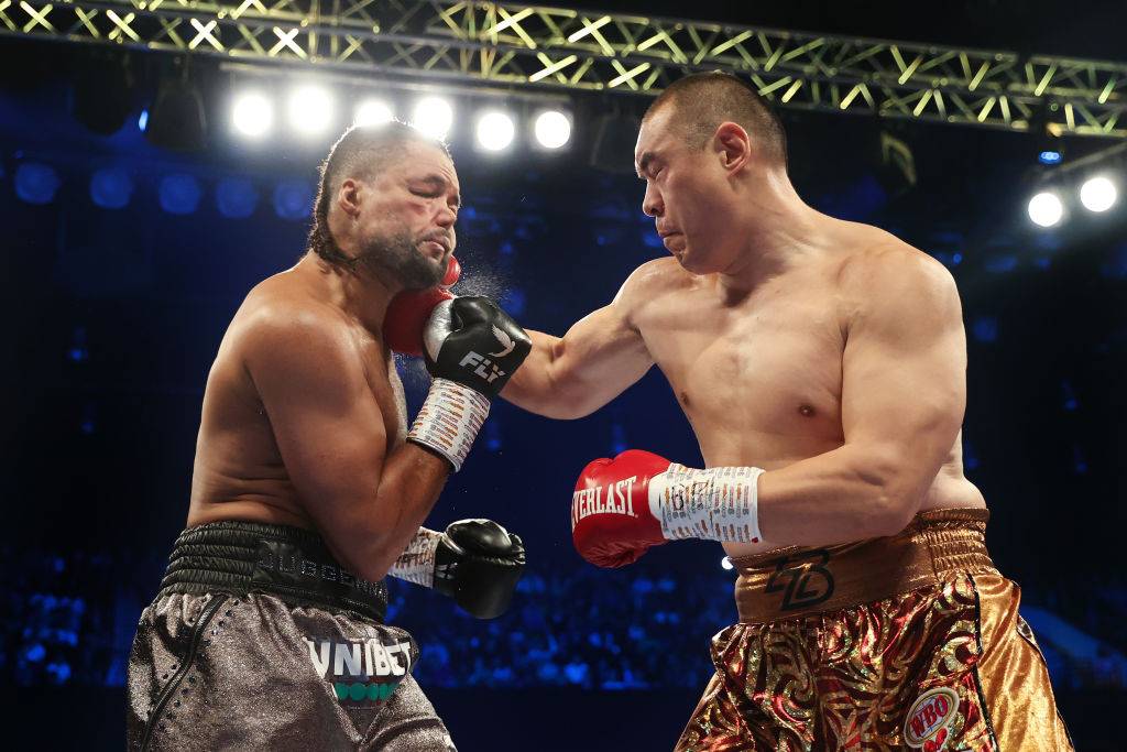 «Він великий і сильний хлопець». Ексчемпіон світу зробив прогноз на реванш Чжілей – Джойс