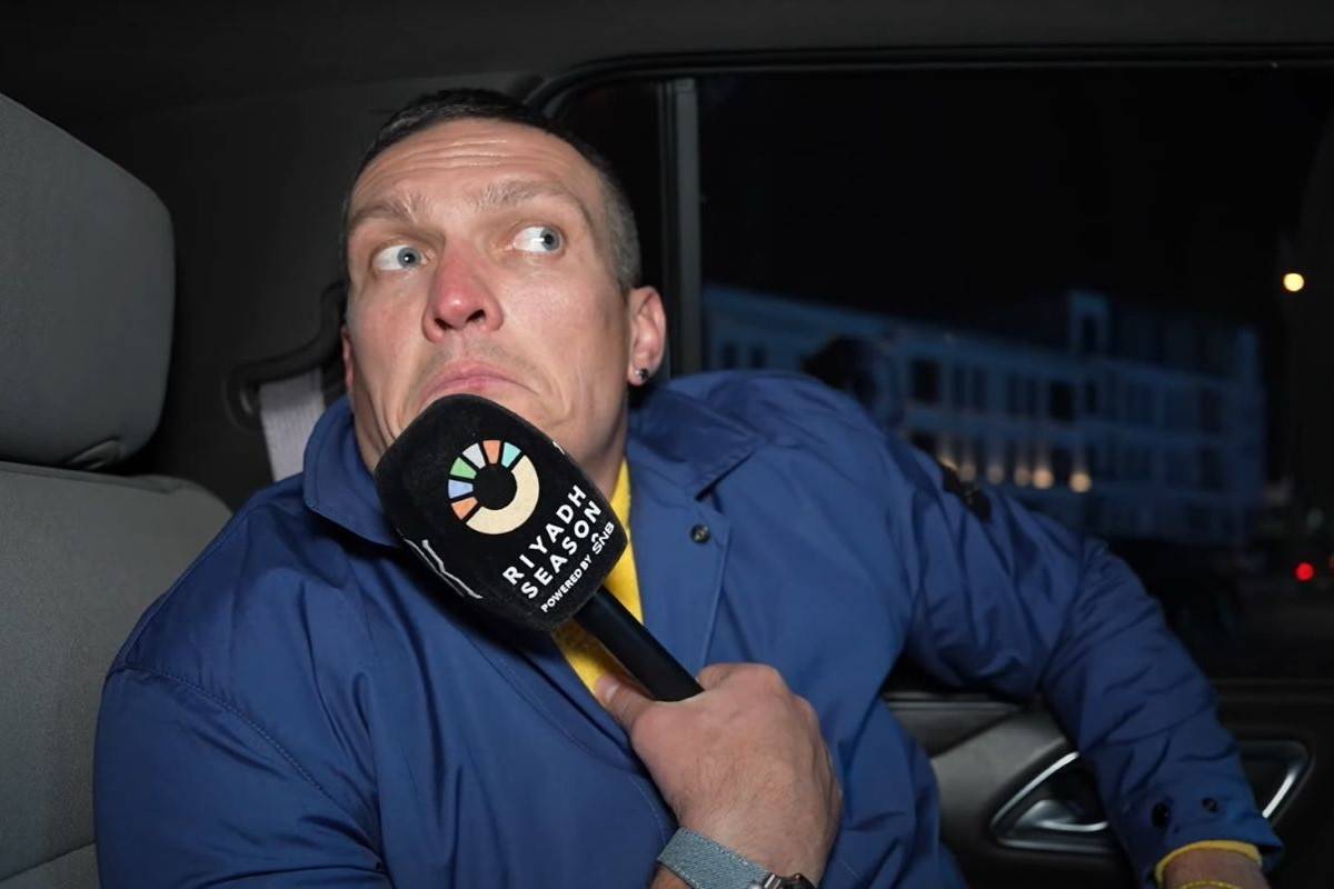 Усик назвав причини поразки Баколе у бою з Паркером