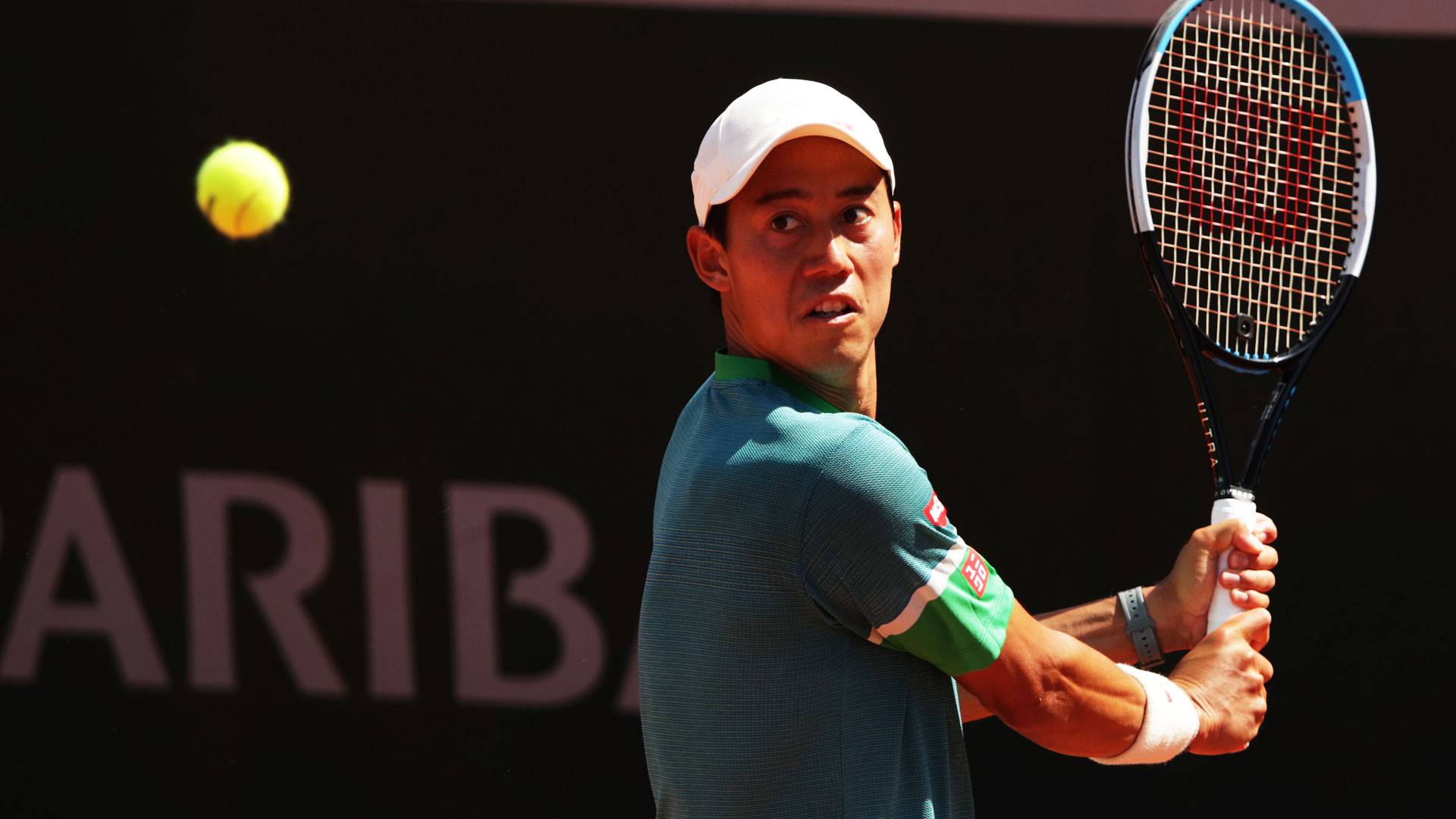 Нішикорі вийшов переможцем з чотиригодинного трилера на старті Roland Garros
