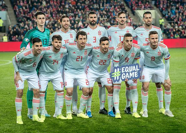 Впервые за 100 лет в сборной Испании все 11 игроков стартового состава представляли разные клубы