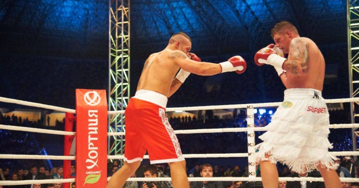 Александр Усик против Даниеля Брюэра. Видео трансляция