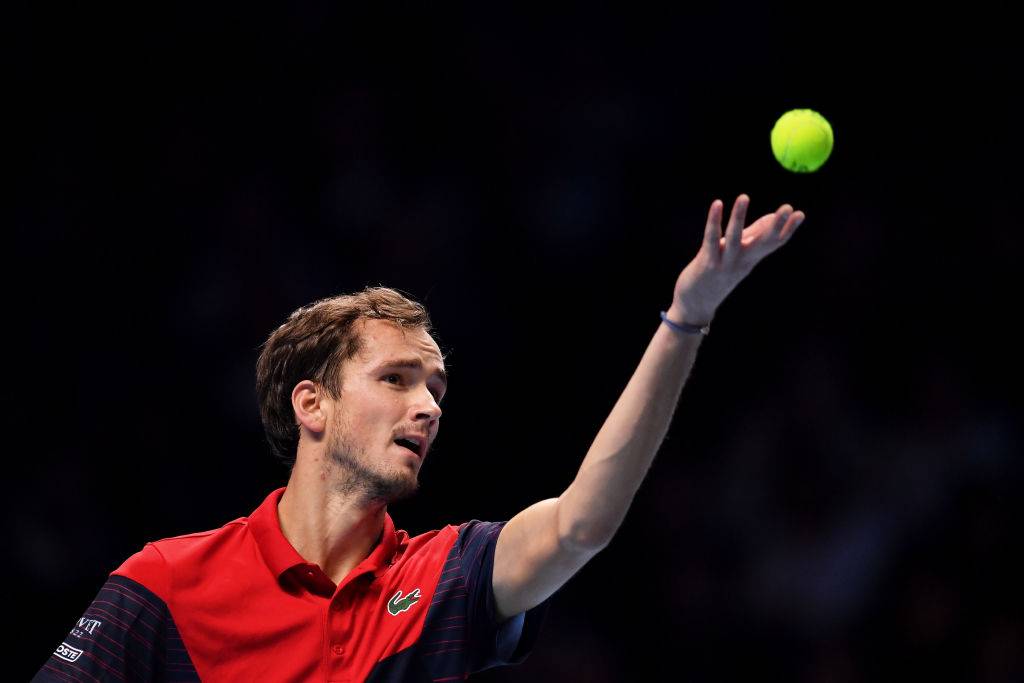 Медведев: «Мне тяжело сейчас даже смотреть на ракетку»