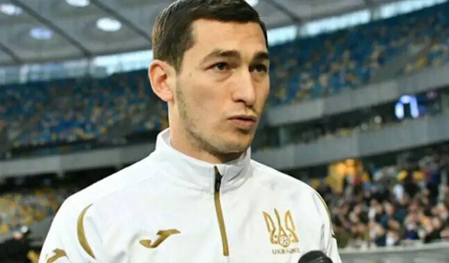 Степаненко висловився щодо гравця Динамо, який «підтискає» його у збірній