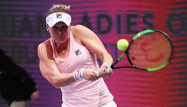 Козлова отдала лишь один гейм в матче за четвертьфинал турнира в Будапеште