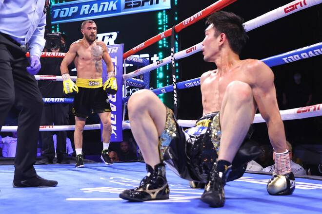 Фремптон: « Ломаченко показав фантастичне виступ проти Накатані »