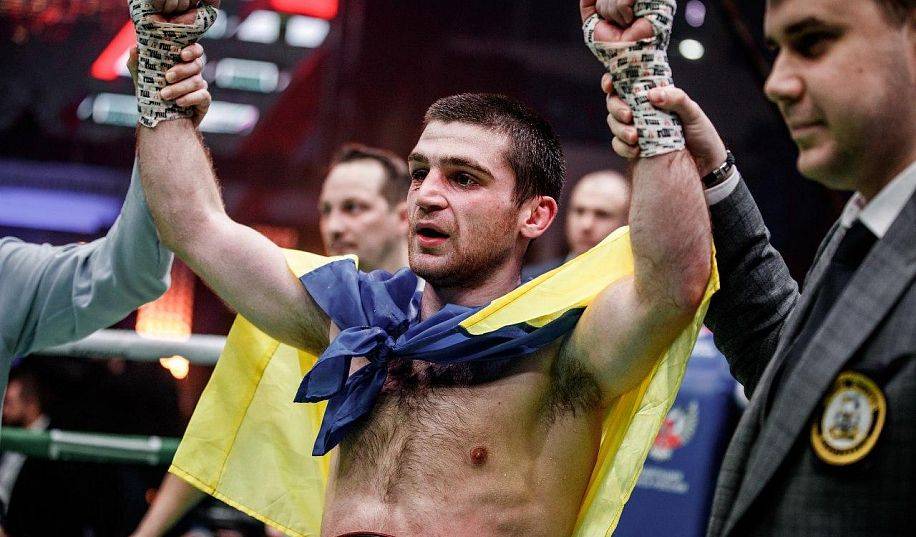 Чухаджян прибув в США на бій за тимчасовий титул IBF