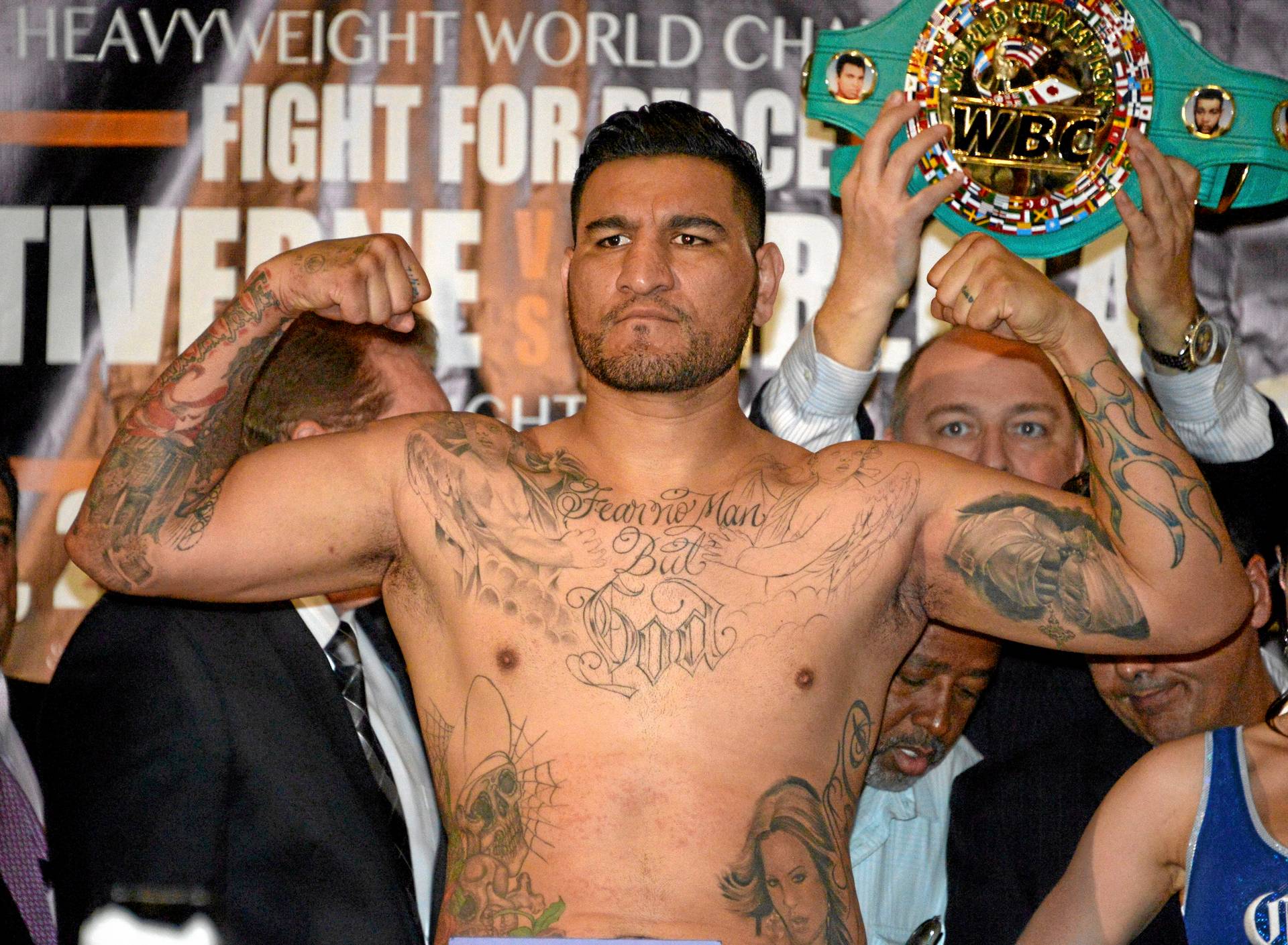 Арреола: «Руису нужно больше думать о своем боксе, а не о телосложении»