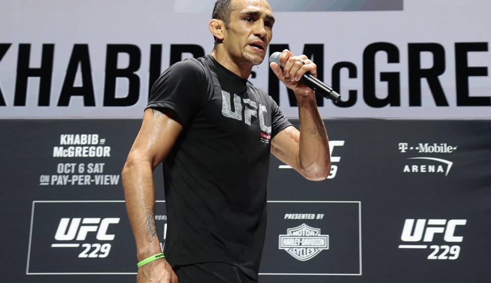 Фергюсон показал как тренирует свой бокс