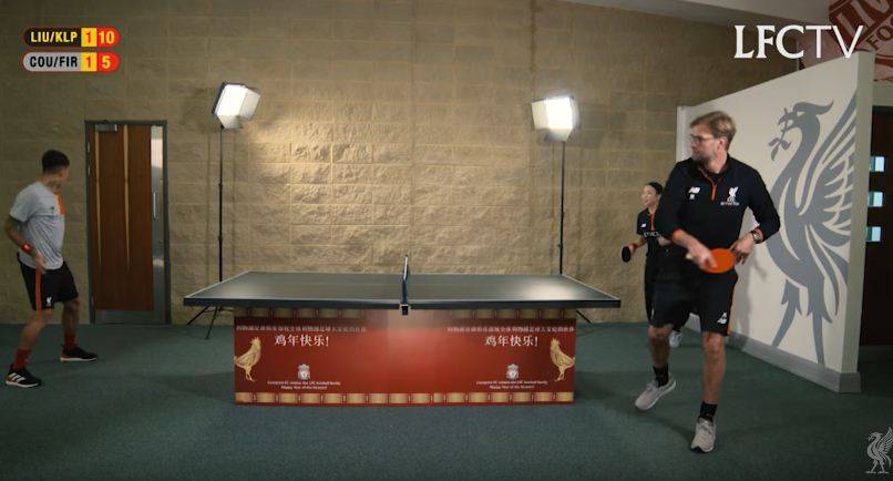 Клопп с китаянкой разгромили Фирмино и Коутиньо в настольный теннис