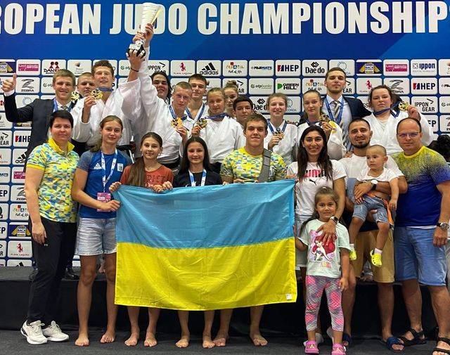 Сборная Украины U-18 – триумфатор чемпионата Европы в смешанном командном турнире