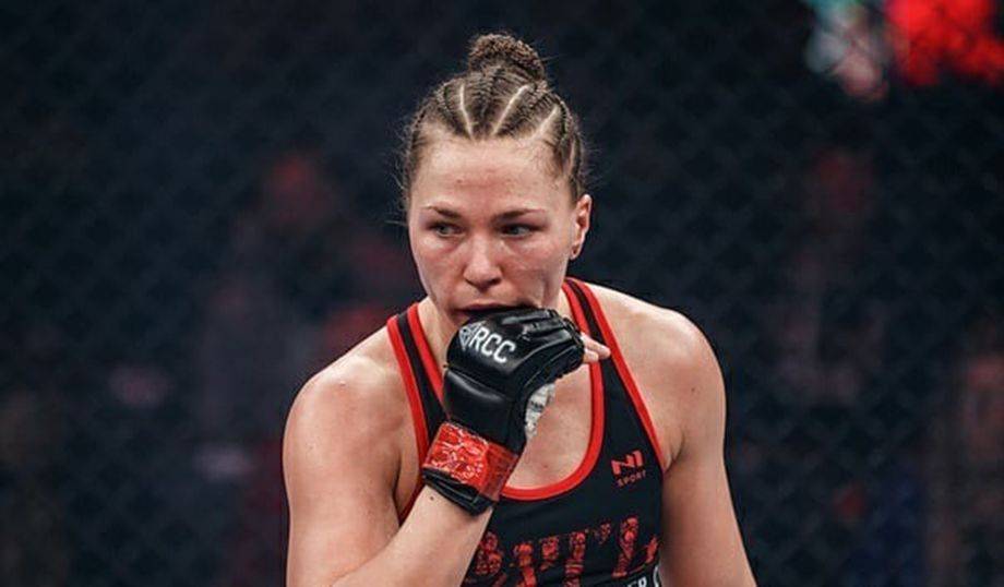 Боец UFC угрожает бить фанатов, бросающих что-то в флаг россии