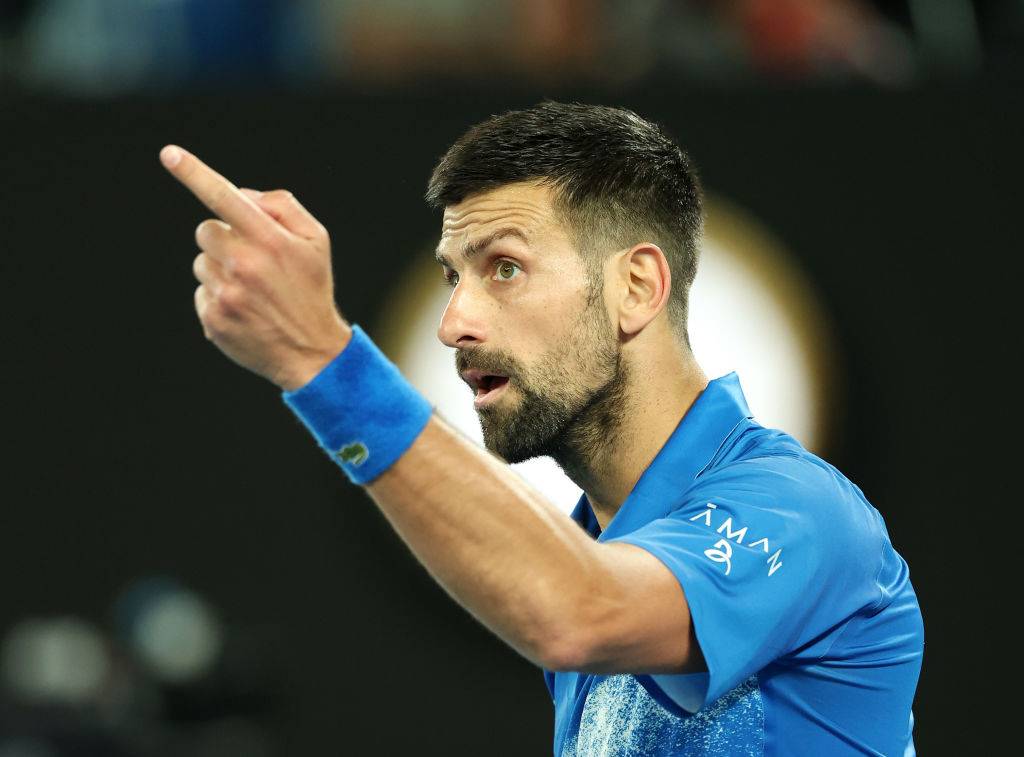 Конфлікт на Australian Open: Джоковіч звернувся до вболівальників після скандалу з бойкотом інтерв'ю