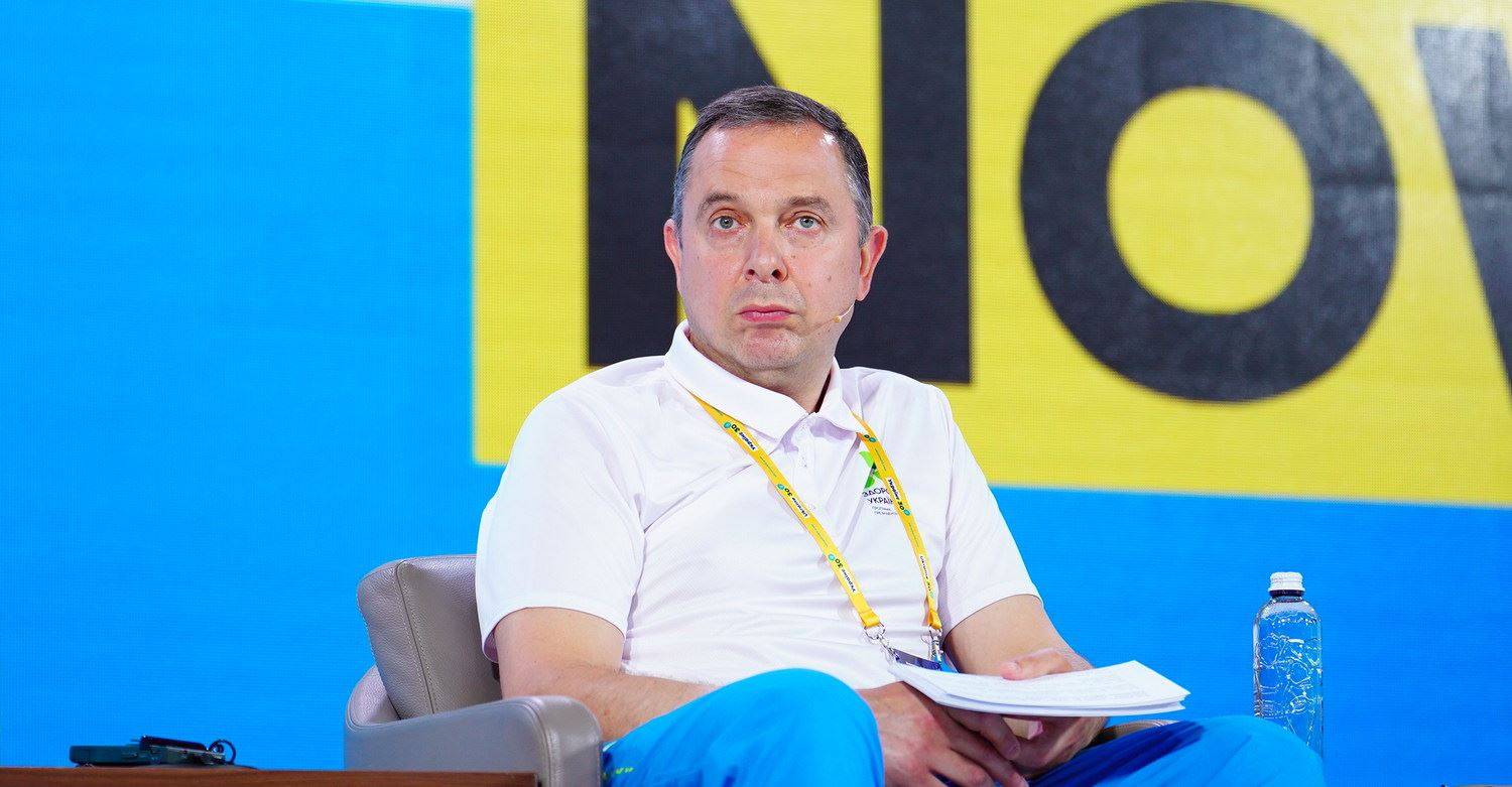 Україна розробляє для своїх спортсменів протокол поведінки з росіянами у Парижі-2024