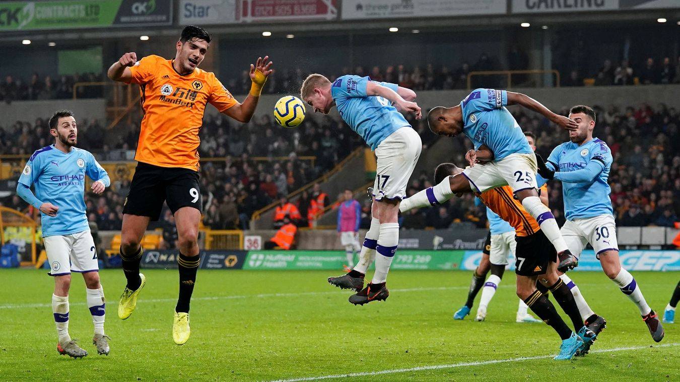 «Манчестер Сити» проиграл, ведя 2:0, и отстал от «Ливерпуля» на 14 очков