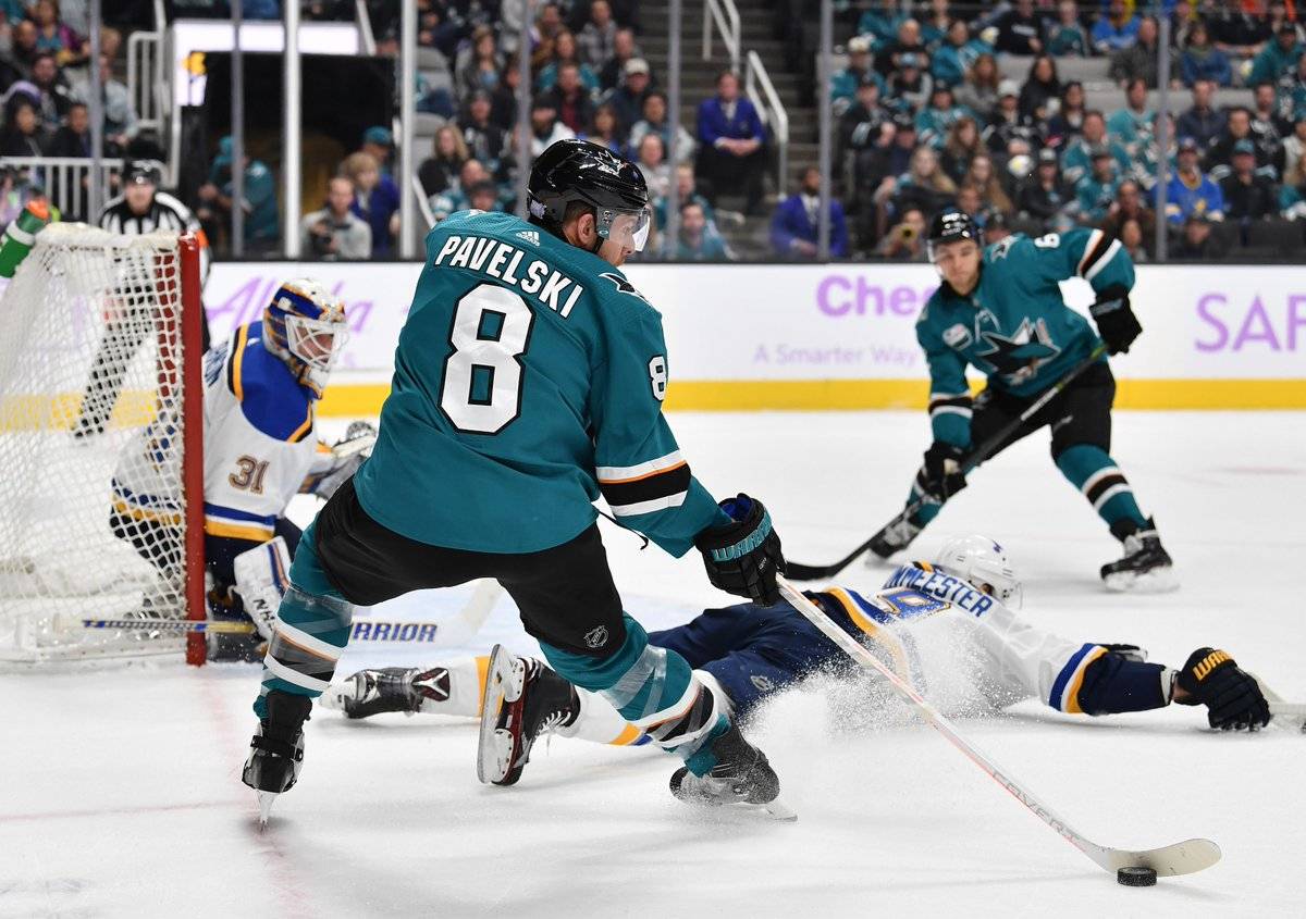 «Вегас» увеличил победную серию до шести матчей, «Сан-Хосе» захватил лидерство на Западе