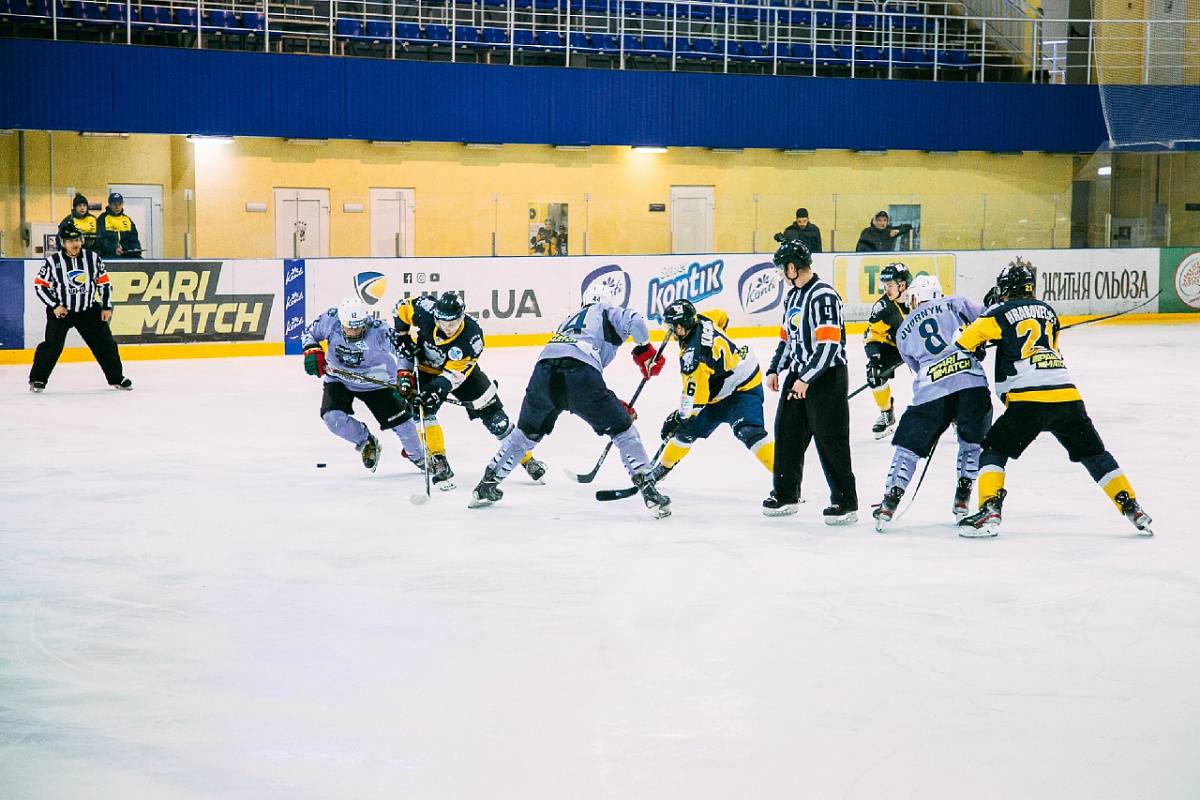 Плей-офф УХЛ. «Белый Барс» – «Ледяные Волки». Видео трансляция