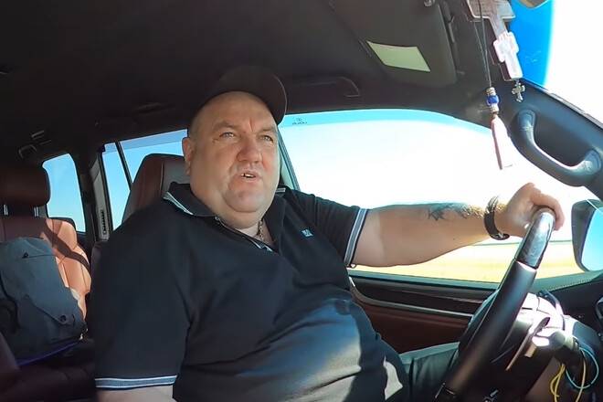 Поворознюк: «Ми росіянам таких п*здюлей дамо, що нас хоча б зупинили на Уралі»