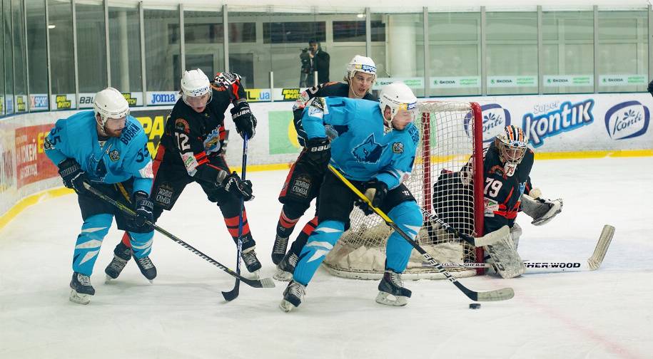 «Кременчуг» разгромом «Ледяных Волков» прервал серию из трех поражений