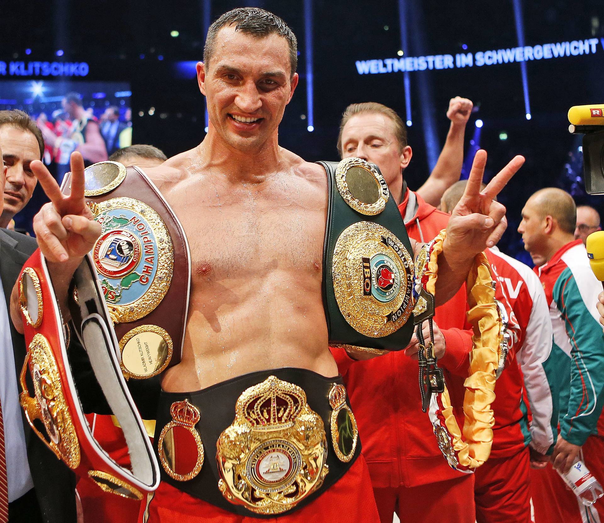 Володимир Кличко: «У цей день я виграв свій перший титул чемпіона світу. Дивлюся вперед з передчуттям нових викликів »