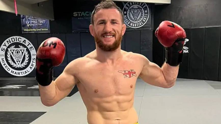 Ексчемпіон UFC розкрив секрет перемоги над Двалішвілі