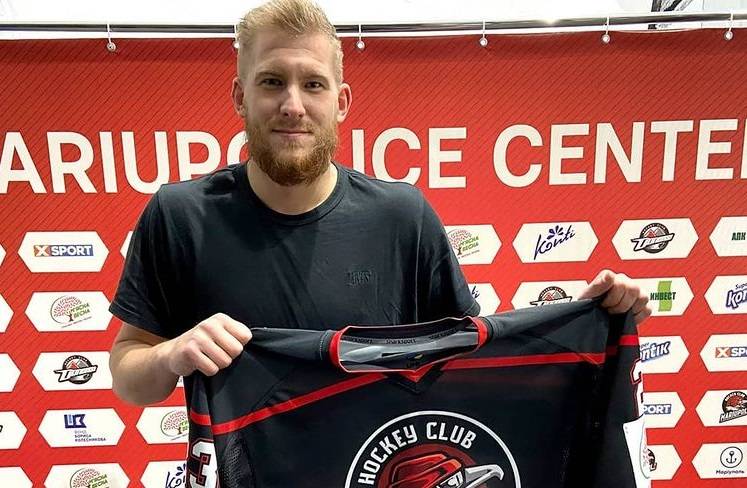 «Мариуполь» подписал контракт с Фроленко, который начинал сезон с «Волками»