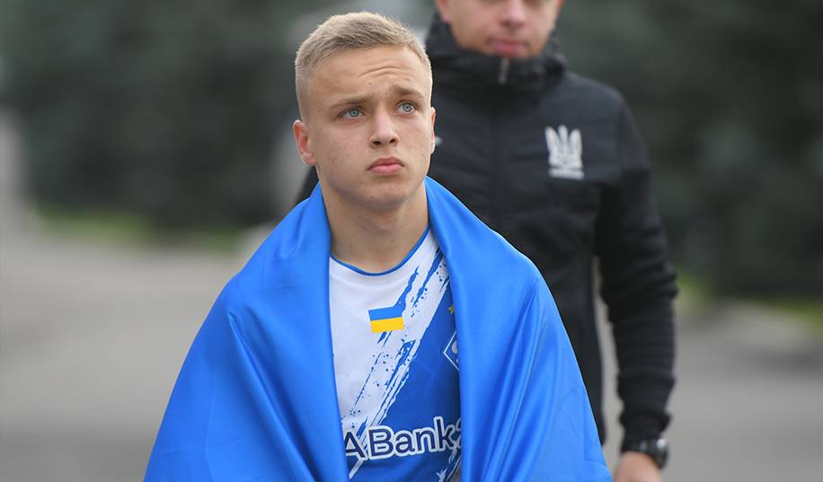 Хавбек «Динамо» заявил, что команда поборолась бы за еврокубок, если бы не война