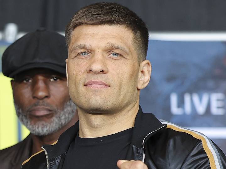 Дерев'янченко знявся з поєдинку, який мав відбутися у Лас-Вегасі