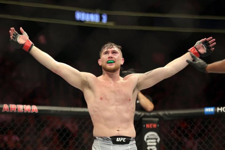 Колишній боєць UFC успішно дебютував у професійному боксі