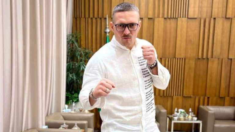 Усик назвав наступного після себе короля суперважкої ваги
