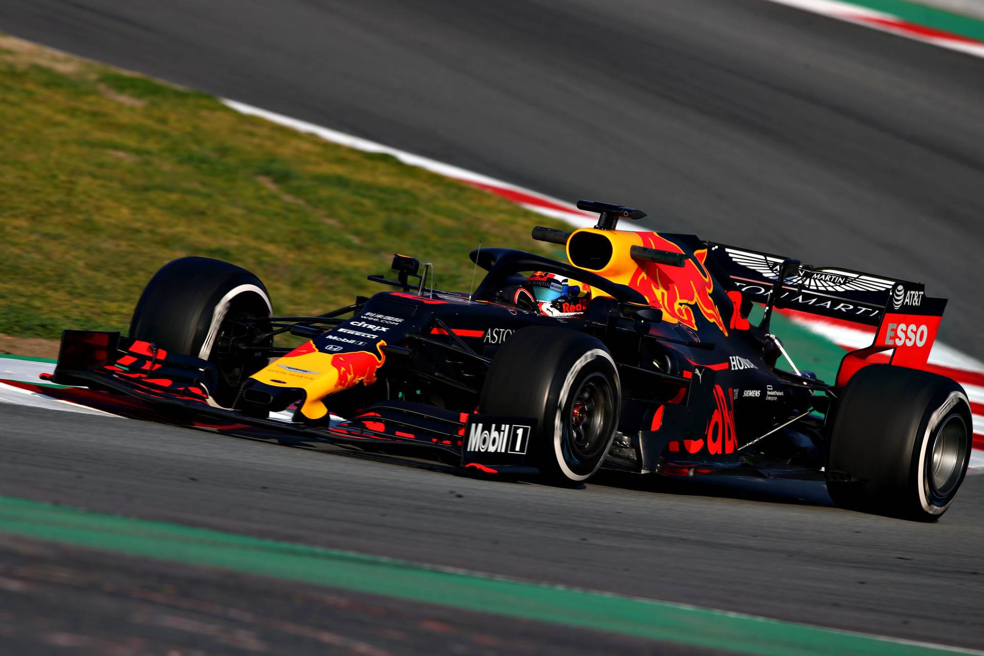 Red Bull все еще рассчитывает на чемпионство в сезоне-2020