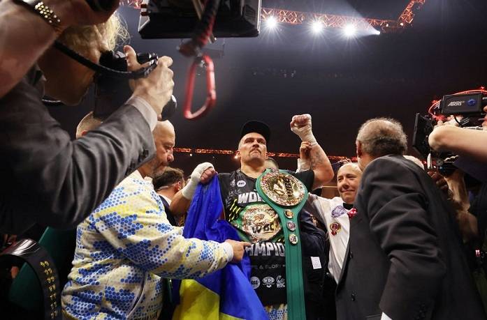 Президент IBF повідомив, що Усик попросив зберегти титул IBF