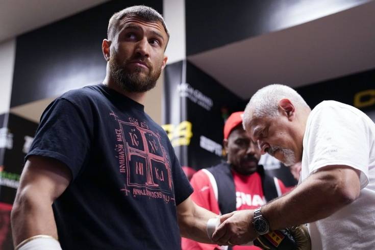 Ломаченко снова подерется за титул: WBC принял важное решение