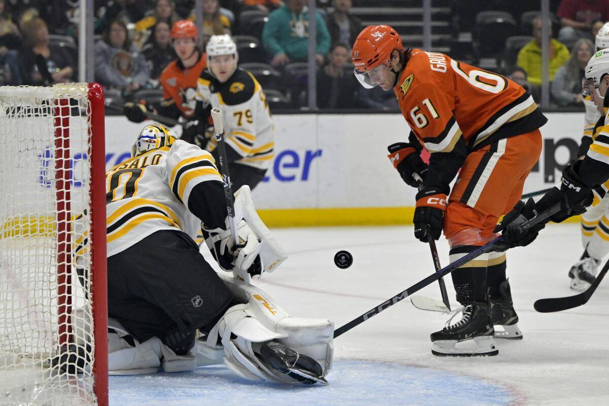 Анахайм – Бостон / Фото - Reuters