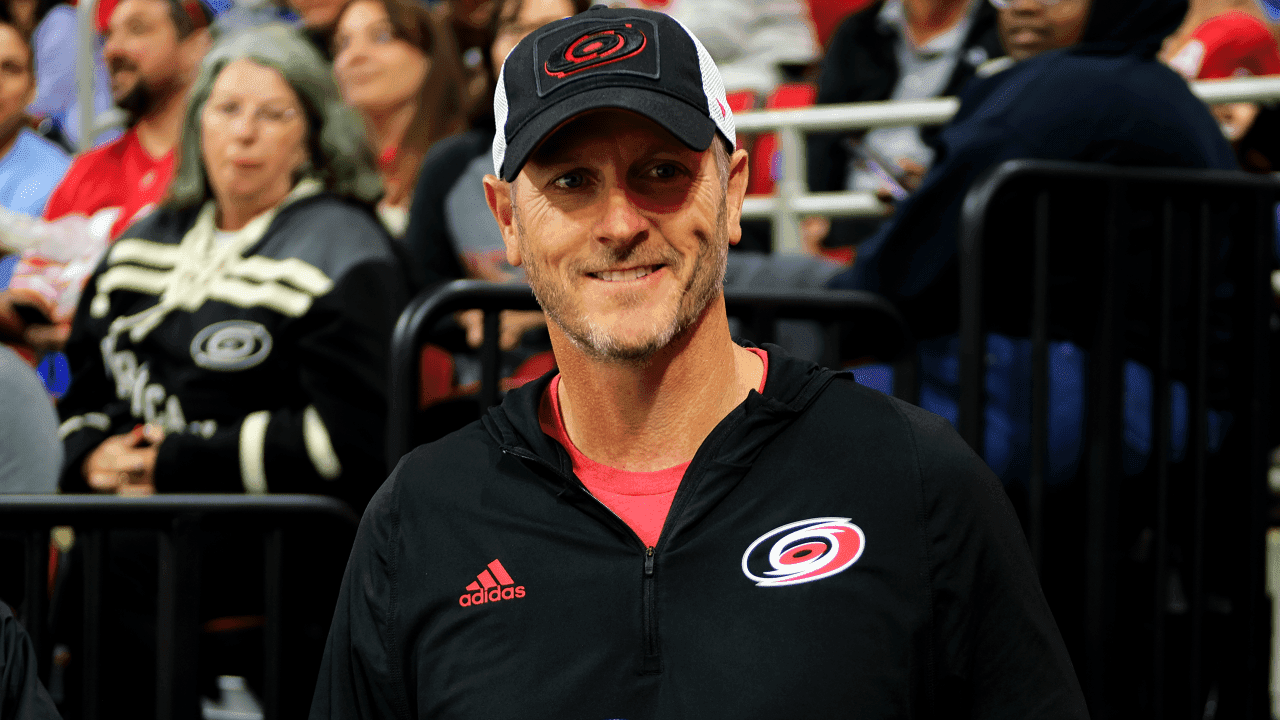 Кароліна Гаррікейнз Том Дандон