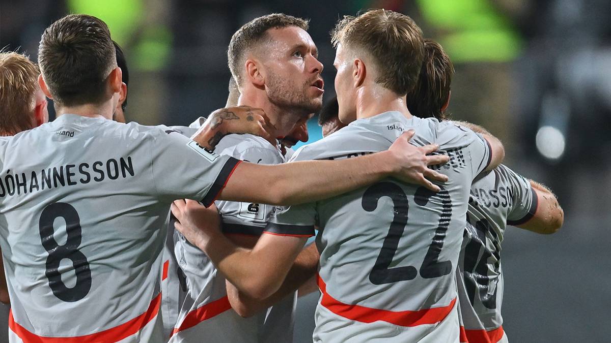 Збірна Ісландії