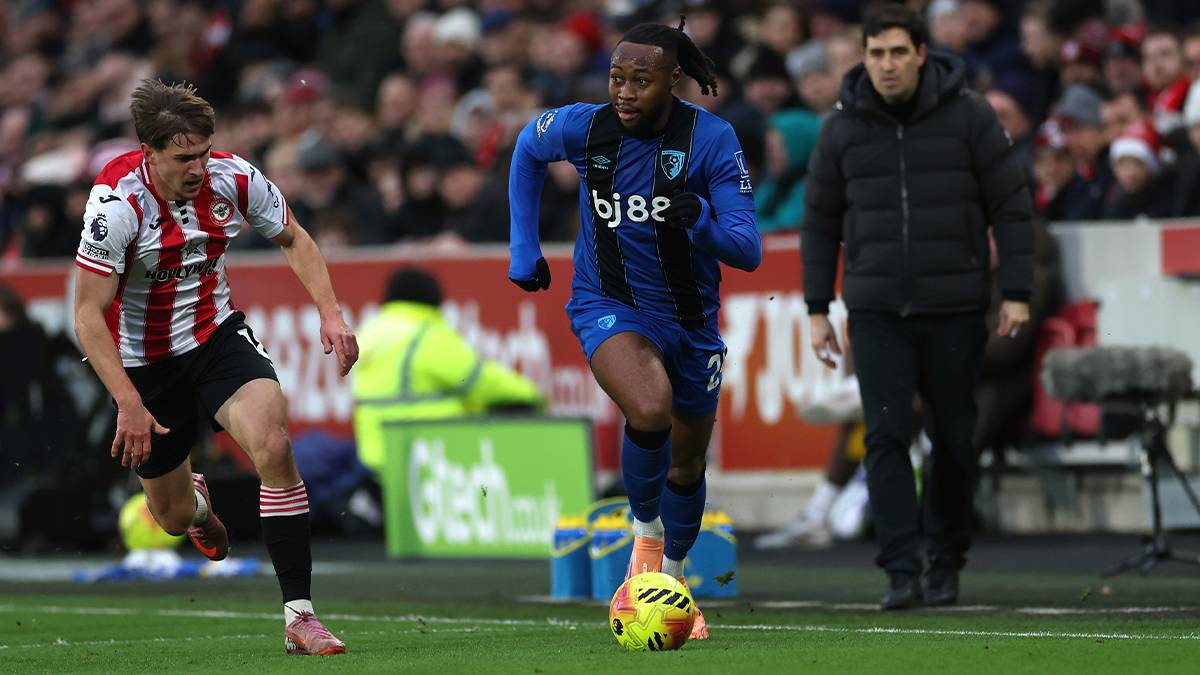 Брентфорд - Борнмут Ярмолюк Семеніо