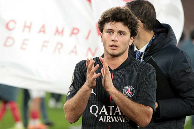 Жоау Невеш33