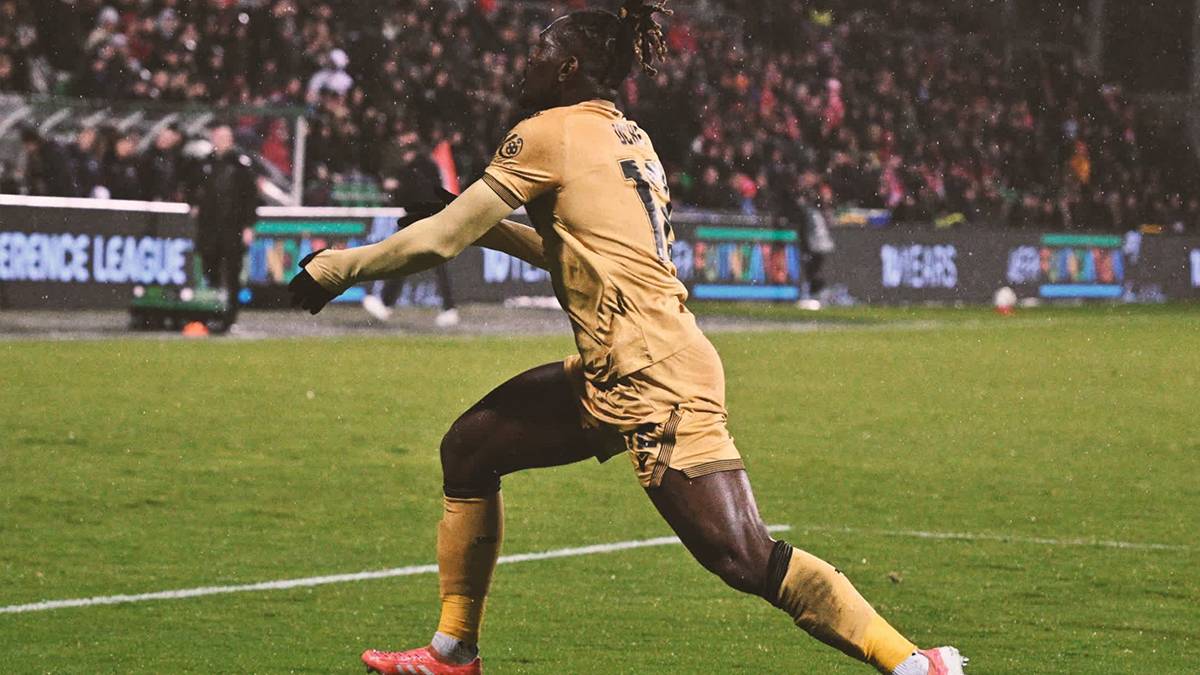 Кристал Пелас