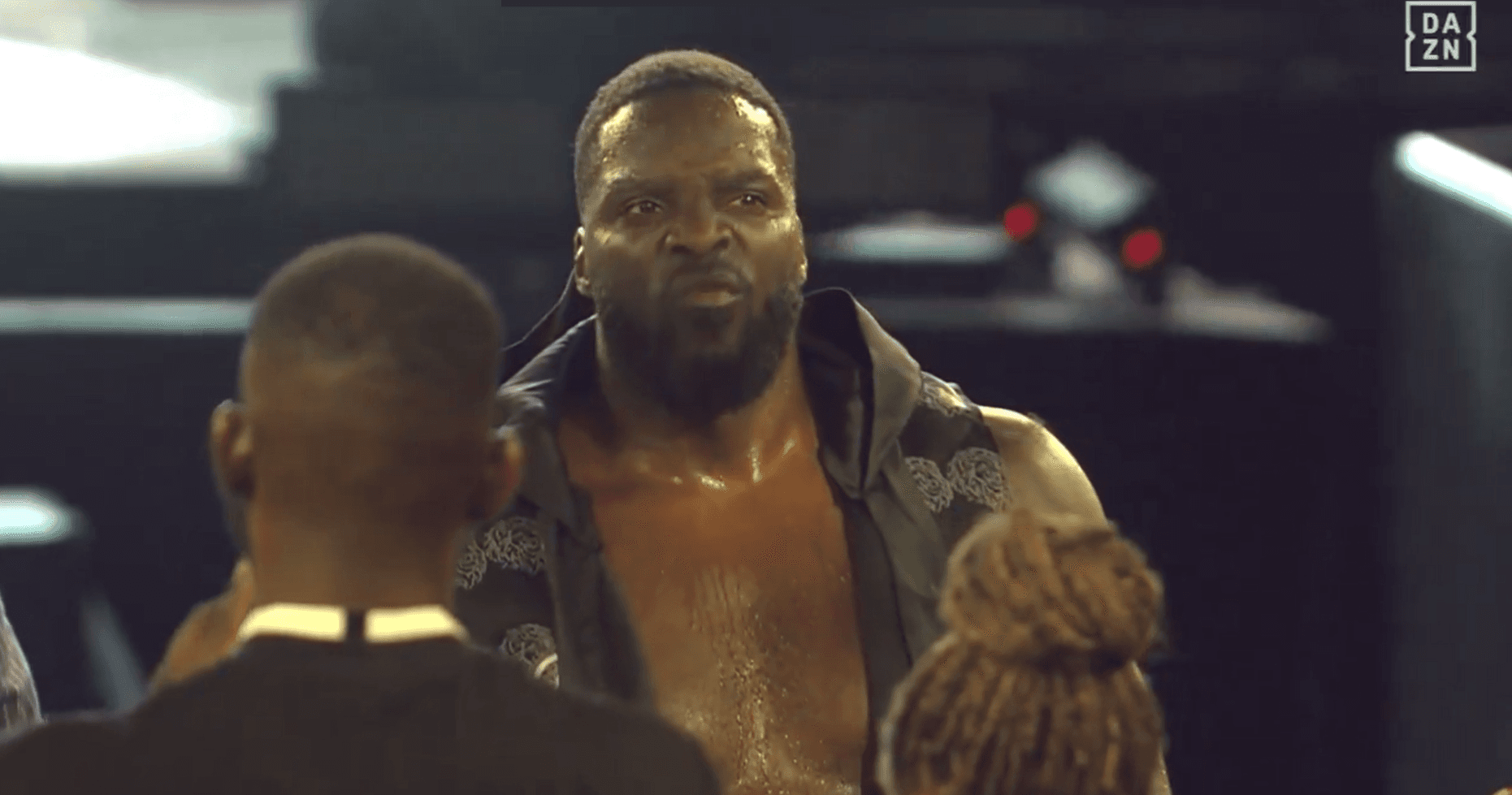 Лоуренс Околі