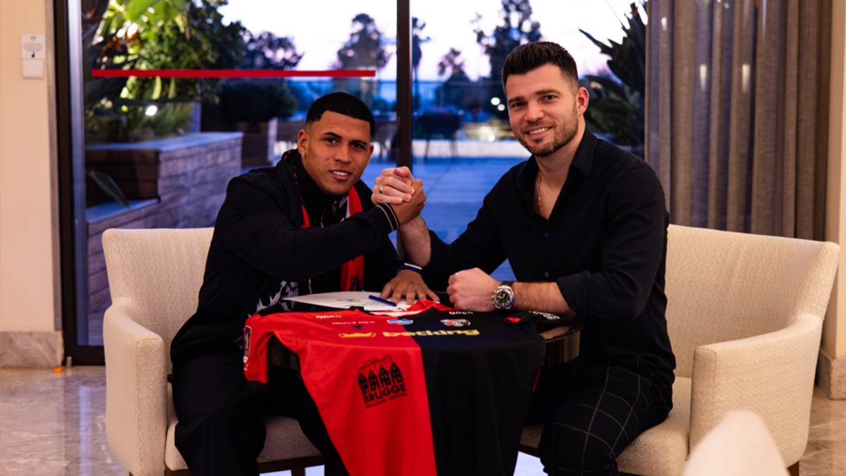 Гільєрмо Баїя та Юрій Габовда. Фото: НК Верес