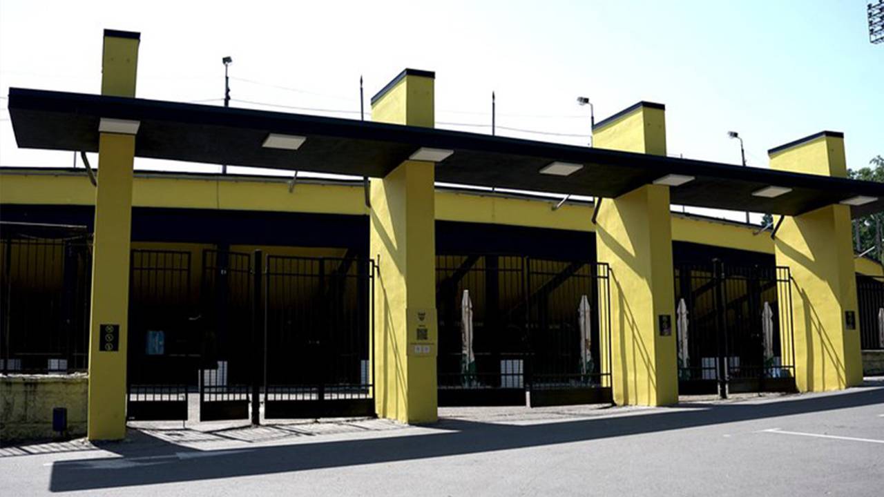 Стадіон Буковина 210426