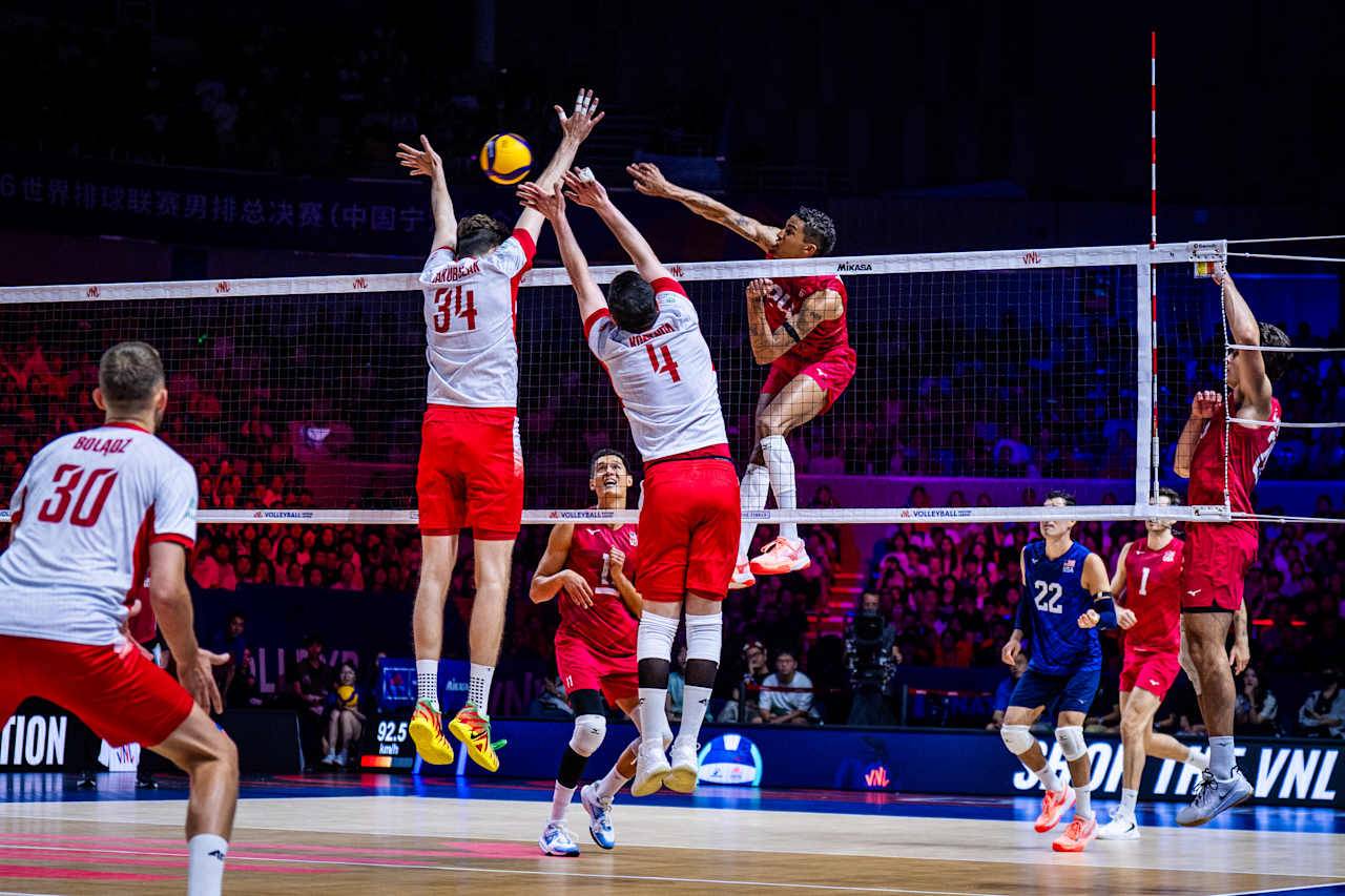 https://xsport.ua/_next/image/?url=https%3A%2F%2Fems.xsport.ua%2Fsites%2Fdefault%2Ffiles%2F2026-08%2F620022147002588.jpg&w=1920&q=70