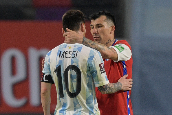 Аргентина и Чили разошлись миром после голов Месси и Санчеса