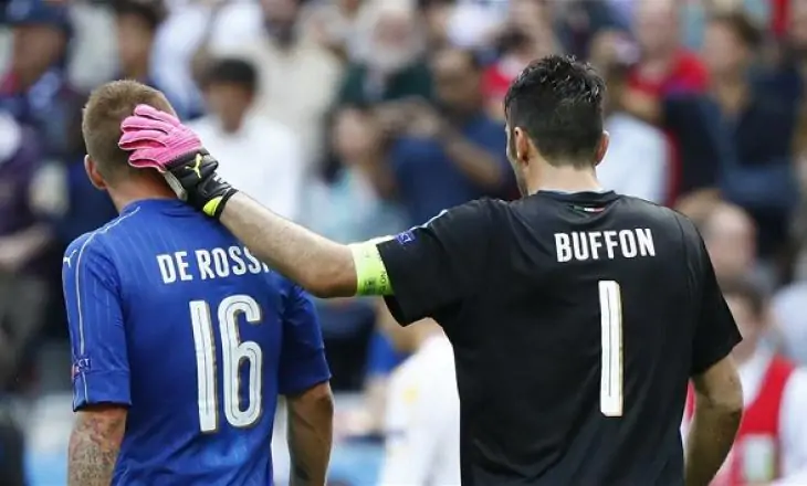 Буффон и Де Росси вернутся в сборную Италии