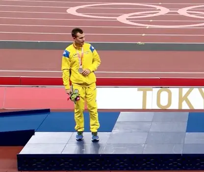 Украинский призер Паралимпиады-2020 Цветов отказался от общего фото на подиуме с россиянами