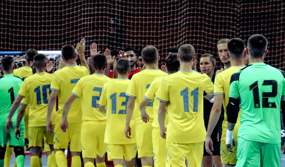 Сборная Украины трижды вела в счете, но уступила Бразилии в финале чемпионата мира по футзалу