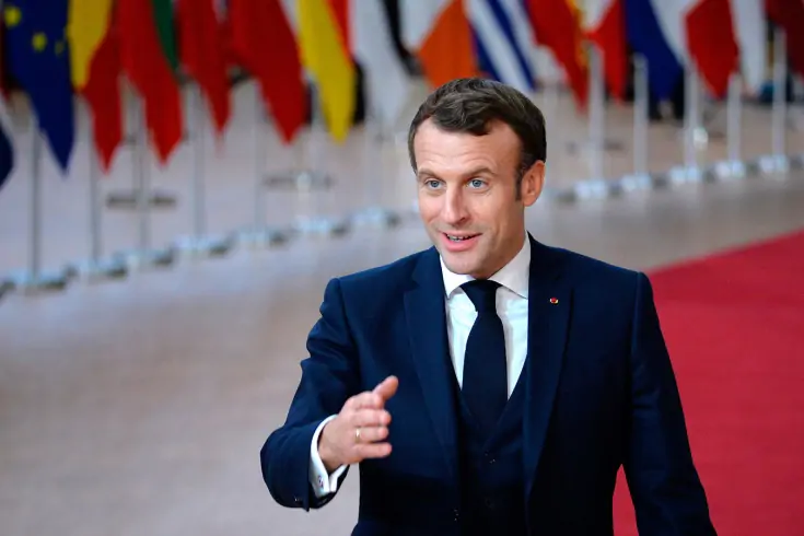 Власти Франции призывают досрочно завершить все ведущие европейские чемпионаты